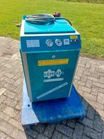 Schroefcompressor merk Renner, Doe-het-zelf en Verbouw, Compressors, 100 liter of meer, Ophalen, Zo goed als nieuw