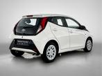 Toyota Aygo 1.0 VVT-i x-play | Achteruitrijcamera |, Auto's, Voorwielaandrijving, 12 maanden, Stof, Gebruikt