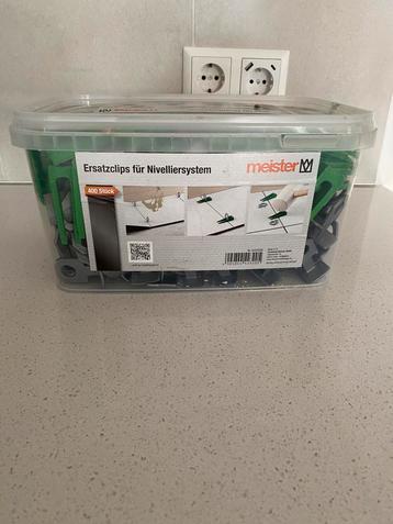 Afstands/hoogteclips om plavuizen/tegelvloeren te leggen beschikbaar voor biedingen