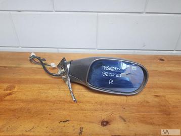 Maserati 3200 GT spiegel rechts voetje heeft corrosie €150 beschikbaar voor biedingen