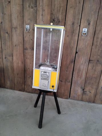 Draaiautomaat Verassingsautomaat 1 slotje werkt niet Capsule beschikbaar voor biedingen