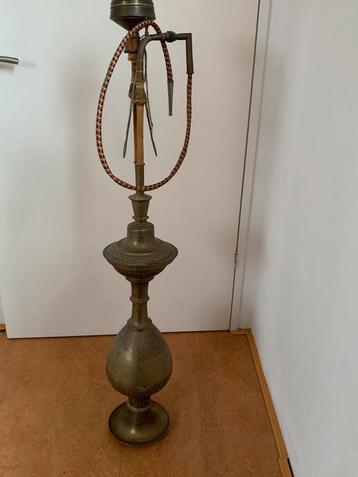 Grote bewerkte messing waterpijp. 125 cm hoog beschikbaar voor biedingen