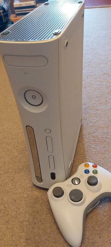 Xbox 360 met Controller beschikbaar voor biedingen