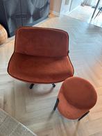 Terracotta Fauteuil met Poef - Stijlvol!, Huis en Inrichting, Ophalen, Gebruikt, Rood, Eén