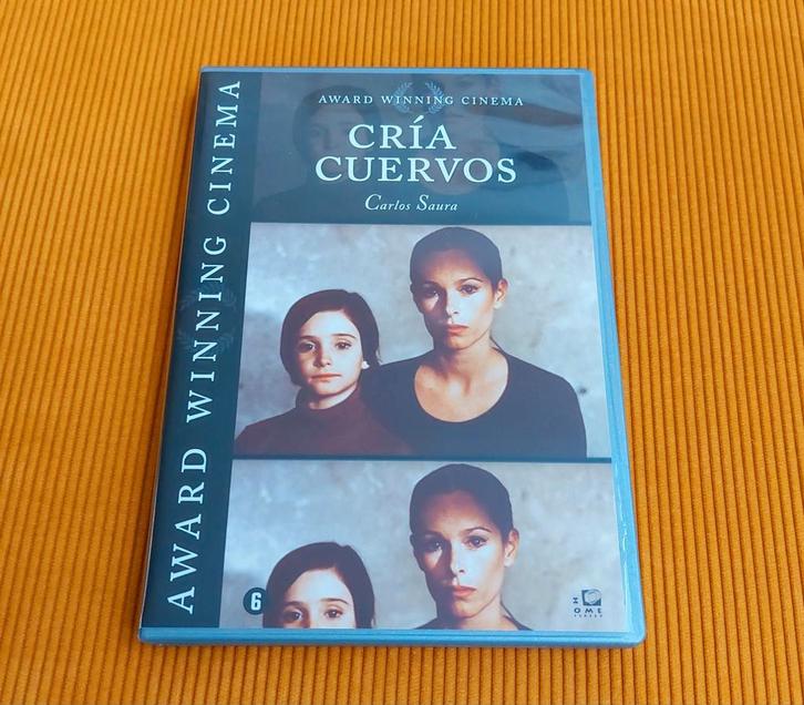 Cria cuervos ~ Carlos Saura, Cd's en Dvd's, Dvd's | Klassiekers, Zo goed als nieuw, Drama, 1980 tot heden, Ophalen of Verzenden