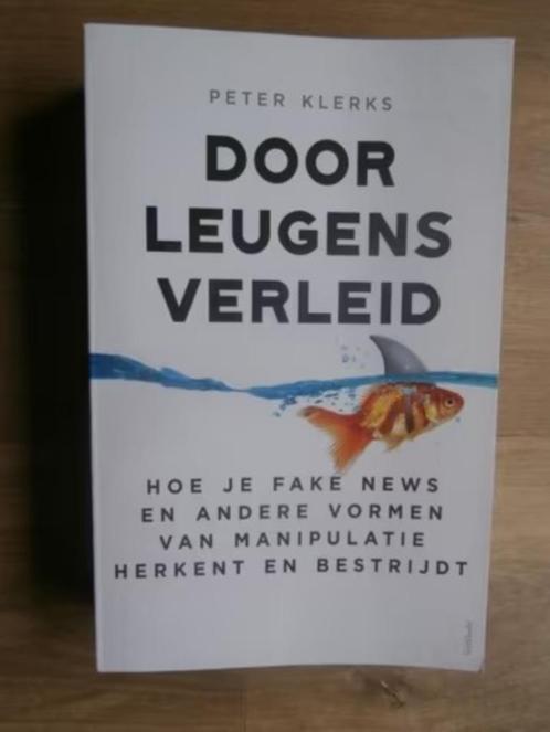 Door leugens verleid - Peter Klerks, Boeken, Esoterie en Spiritualiteit, Zo goed als nieuw, Achtergrond en Informatie, Overige onderwerpen