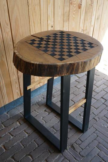 Damtafel dambord beschikbaar voor biedingen