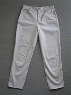 Licht beige "leren" broek maat 38., Kleding | Dames, Broeken en Pantalons, Maat 38/40 (M), Nieuw, Ophalen of Verzenden, Driekwart