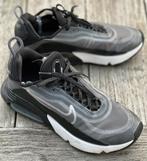 Nike Air Max 2090 dames maat 40,5, Verzenden, Zo goed als nieuw, Zwart, Sportschoenen