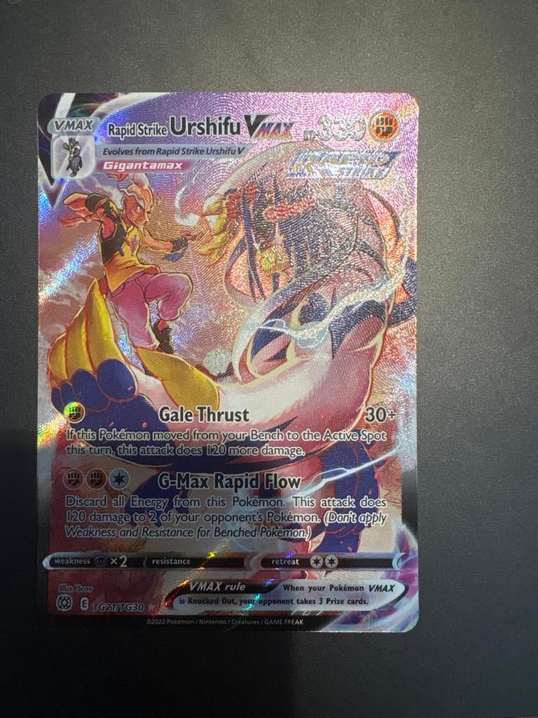 Rapid Strike Urshifu VMAX TG21/TG30 - Pokémon Kaart, Ophalen of Verzenden, Nieuw, Losse kaart, Foil