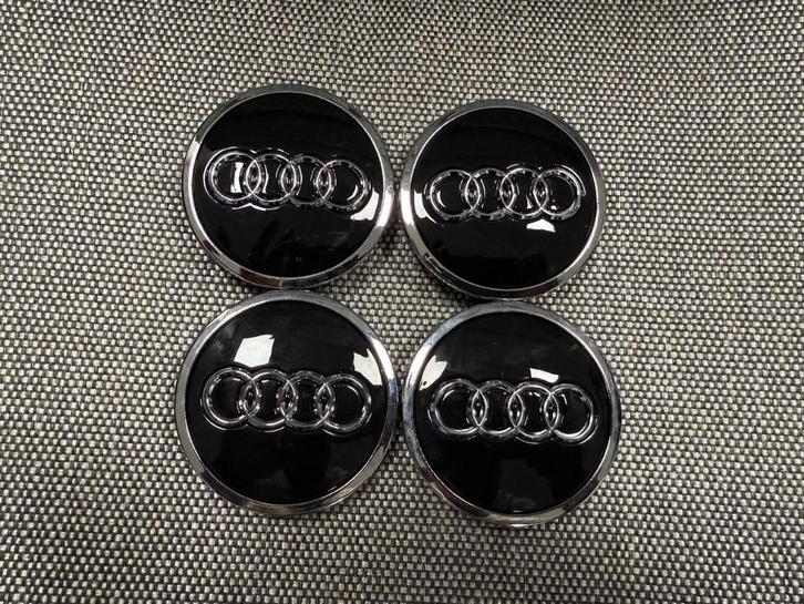 Nieuwe Audi 61mm Zwart Naafdoppen Naafkapjes Naafkappen !, Auto diversen, Wieldoppen, Nieuw, Ophalen of Verzenden