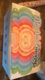 Labubu Big Into Energy whole box, Verzamelen, Poppen, Ophalen of Verzenden, Nieuw, Pop