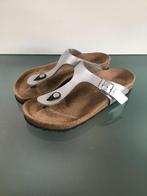 GRATIS VERZENDEN | BIRKENSTOCK Gizeh zilveren slippers 38, Kleding | Dames, Schoenen, Slippers, Overige kleuren, Verzenden, Zo goed als nieuw