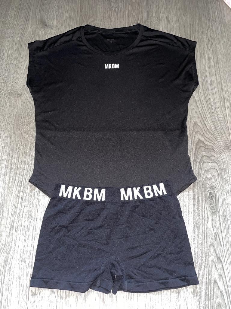 MKBM zwarte sport set met top en short korte broek mt M, Kleding | Dames, Sportkleding, Maat 38/40 (M), Zwart, Ophalen of Verzenden