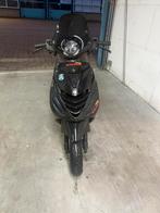 Paiggio zip 80cc, Fietsen en Brommers, Scooters | Piaggio, Ophalen of Verzenden, Zo goed als nieuw, Benzine, Zip