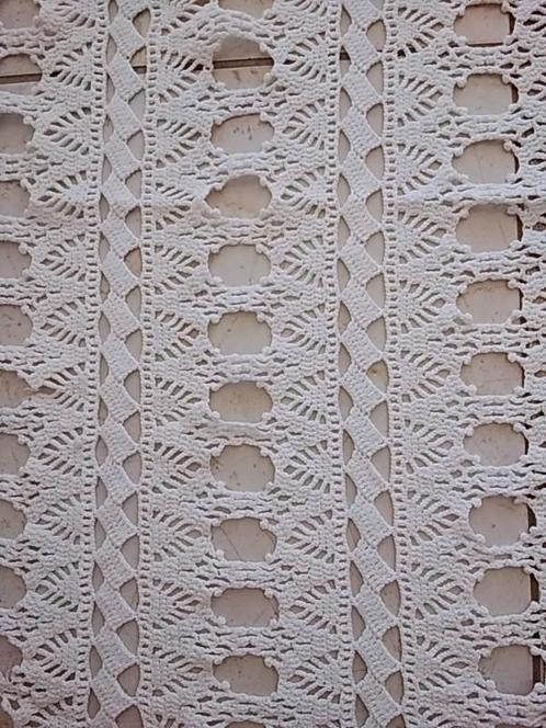 Gehaakte spreien., Antiek en Kunst, Antiek | Kleden en Textiel, Ophalen of Verzenden