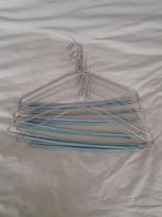 Koopje 28 metalen kledinghaken, Ophalen of Verzenden, Zo goed als nieuw, Metaal, Volwassenen