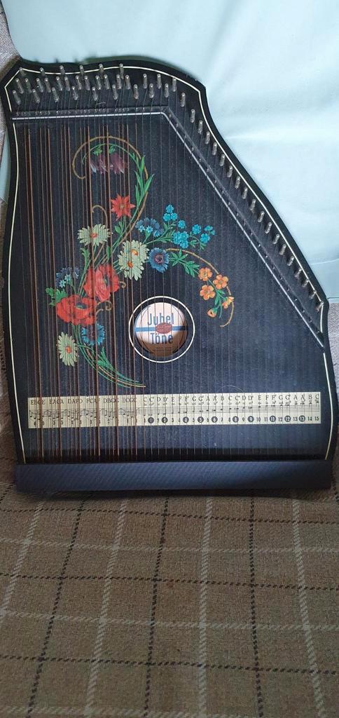 hierbij bied ik 4 cithers aan.  Afzonderlijk te koop., Muziek en Instrumenten, Snaarinstrumenten | Overige, Gebruikt, Ophalen