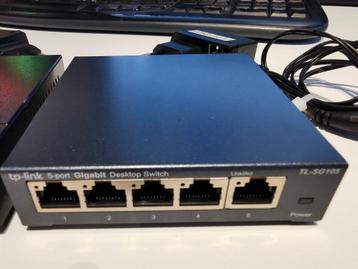 TP-LINK TL-SG105 gigabit desktop 5-poort switch  beschikbaar voor biedingen