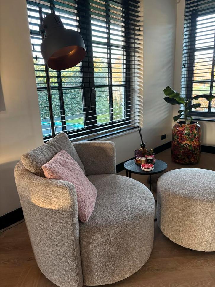 Mooie Vloerlamp - Industrieel Design op hoogte verstelbaar, Huis en Inrichting, Lampen | Vloerlampen, Zo goed als nieuw, 150 tot 200 cm