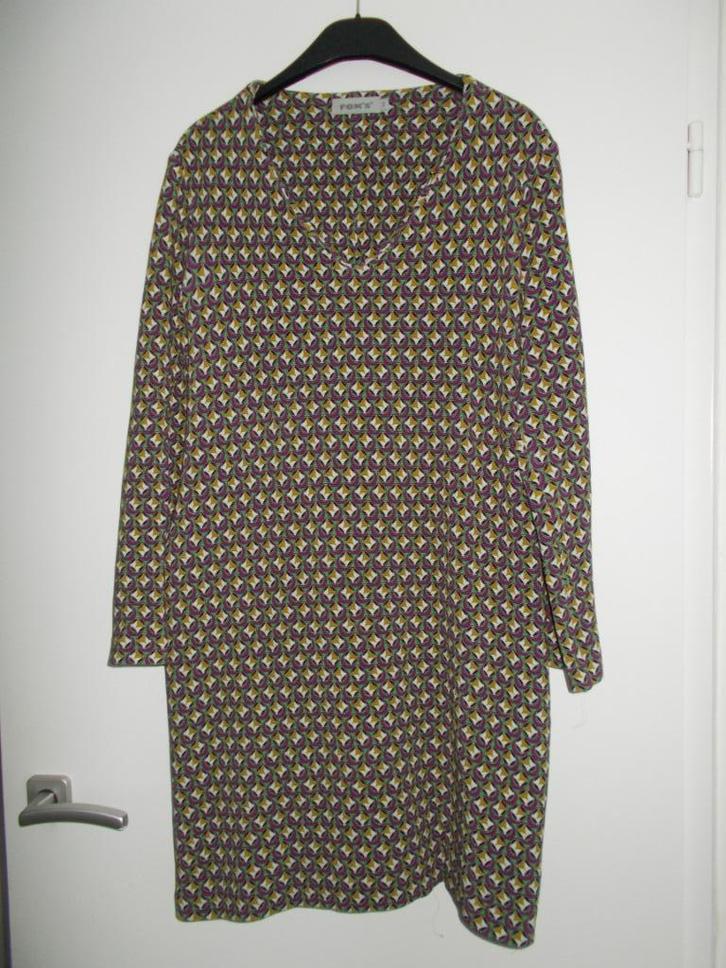 2 Zo goed als nieuwe jurken, Kleding | Dames, Jurken, Zo goed als nieuw, Maat 42/44 (L), Blauw, Onder de knie, Ophalen of Verzenden