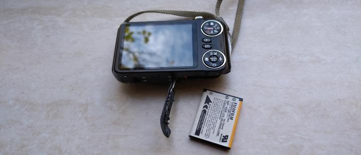 Fujifilm Finepix JX 14 Megapixel compact camera 5x zoom, Audio, Tv en Foto, Fotocamera's Digitaal, Zo goed als nieuw, Fuji, 4 t/m 7 keer