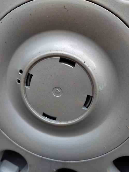 Gezocht: passende naafdoppen bbs 473 (golf 3), Auto diversen, Auto-accessoires, Nieuw, Ophalen of Verzenden