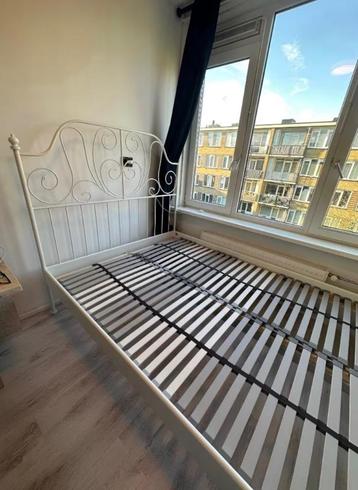 IKEA BED 140x200 zonder lattenboden
