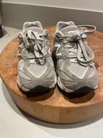 New Balance 9060 maat 29, Kinderen en Baby's, Kinderkleding | Schoenen en Sokken, Gebruikt, Jongen of Meisje, Schoenen, Ophalen of Verzenden