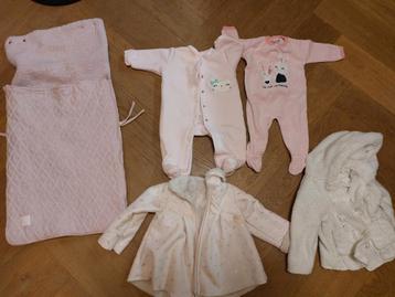 Roze Jollein voetenzak, jasjes en boxpakjes meisje beschikbaar voor biedingen