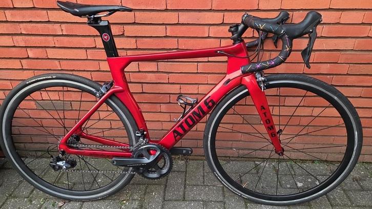 Atom 6 Aero maat 54 cm, Fietsen en Brommers, Fietsen | Racefietsen, Zo goed als nieuw, Overige merken, Meer dan 20 versnellingen