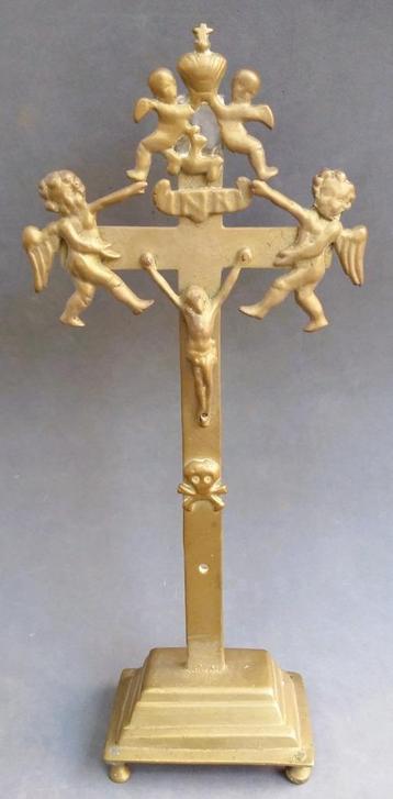 18 de eeuw Vlaams Koperen Kruis Kruisbeeld Corpus Christus beschikbaar voor biedingen