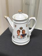 Koningshuis Koffiepot en Melkkan uit Monaco met Grace Kelly, Ophalen of Verzenden, Zo goed als nieuw, Porselein, Overige typen