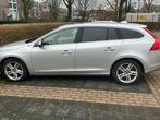 Volvo V60 D6 215pk Plug-in Hybrid 2013 Grijs, Auto's, 1849 kg, 1800 kg, Particulier, Dealer onderhouden