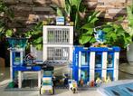 Lego politiebureau 60047 met boekjes, Kinderen en Baby's, Speelgoed | Duplo en Lego, Ophalen of Verzenden, Zo goed als nieuw, Complete set