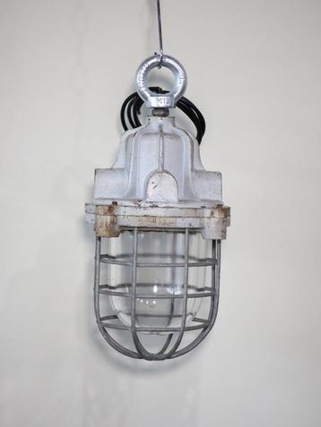 Kooilamp Industria Rotterdam bunkerlamp bully