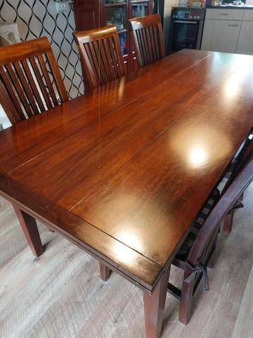 Complete eethoek, koloniale stijl, 6-12 pers. beschikbaar voor biedingen