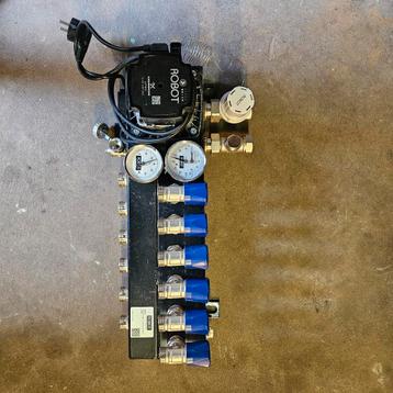 Robot vloerverwarming verdeler 6 groepen  beschikbaar voor biedingen