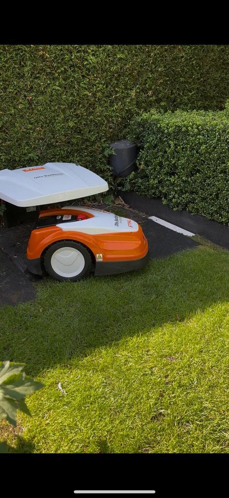 2x Stihl RMI 422 robotmaaiers 1500m2, Tuin en Terras, Robotmaaiers, Ophalen of Verzenden