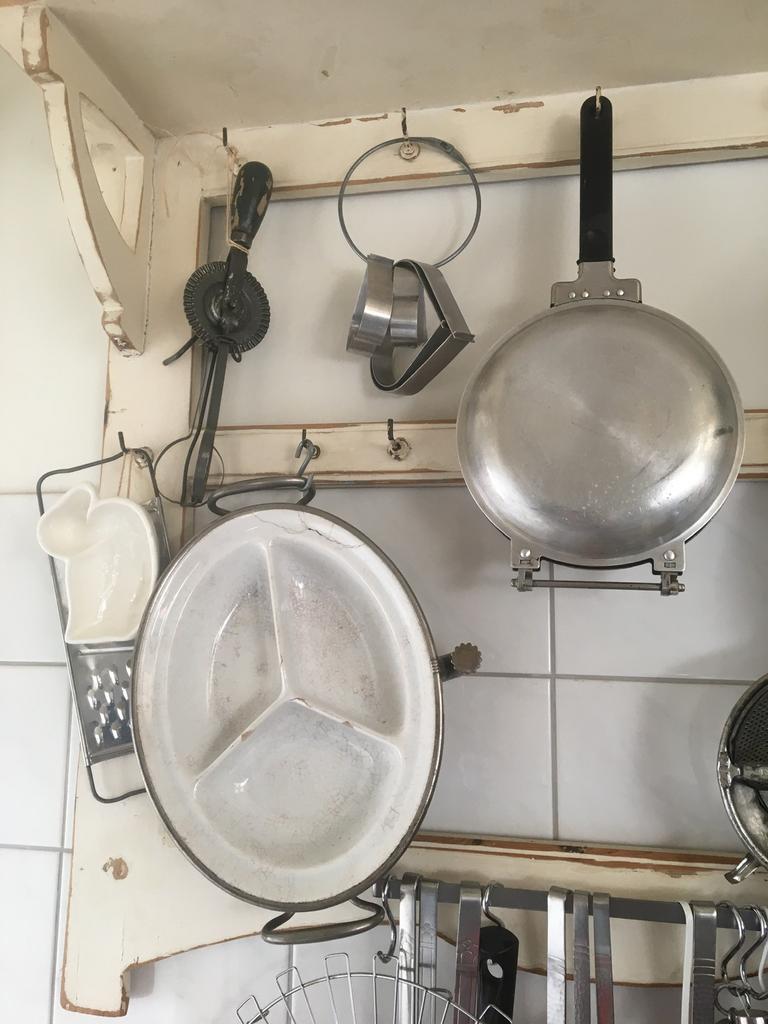 Antiek bord warmhoudbord, Ophalen of Verzenden, Gebruikt, Overige materialen, Overige typen