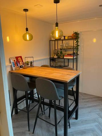 Gehele barruimte set (zie beschrijving)  beschikbaar voor biedingen