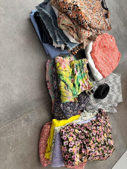 Merkkledingpakket 23 st draagmt 11/12 zgan oa Retour Vingino, Kinderen en Baby's, Kinderkleding | Kinder-kledingpakketten, Zo goed als nieuw