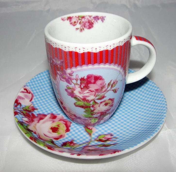 PPD Roses Sanmartin espresso kop en schotels, Huis en Inrichting, Keuken | Servies, Zo goed als nieuw, Kop(pen) en/of Schotel(s)