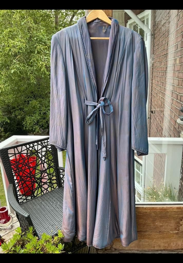 Majestueuze mooie oude ochtendjas, peignoir, duster, badjas., Kleding | Dames, Overige Dameskleding, Zo goed als nieuw, Ophalen of Verzenden