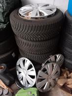 Winterbanden goodyear 215/60/r16 met velg of zonder, Auto-onderdelen, Banden en Velgen, Ophalen of Verzenden, Winterbanden