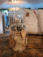 Leuke pot met dode zeezout, puimsteen. Sint tip, Ophalen, Nieuw