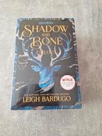 Shadow and bone trilogie boxset - Leigh Bardugo, Boeken, Nieuw, Ophalen of Verzenden, Leigh Bardugo