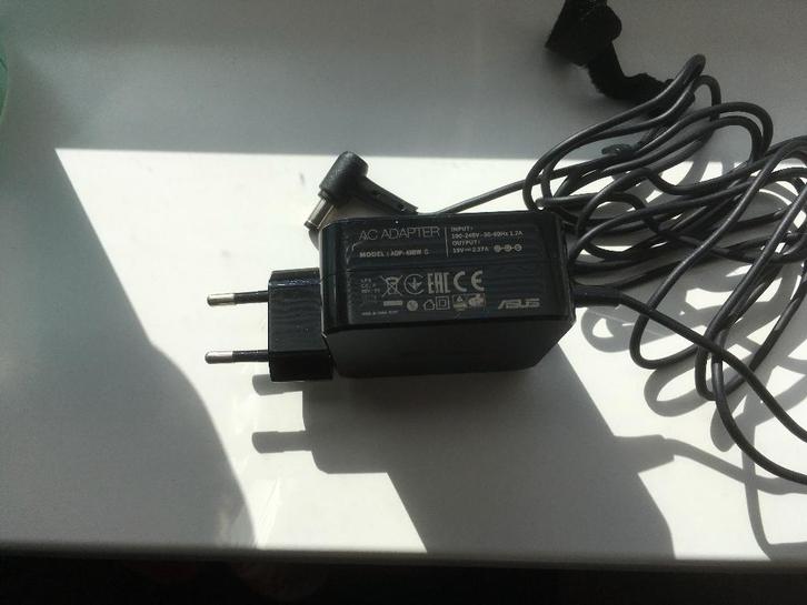 asus adapter 19V 2.37A adp-45bw c origineel, Computers en Software, Laptop-opladers, Ophalen of Verzenden
