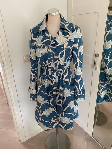 Blauwe Jas met Bloemenprint - Maat M merk Vero Moda beschikbaar voor biedingen