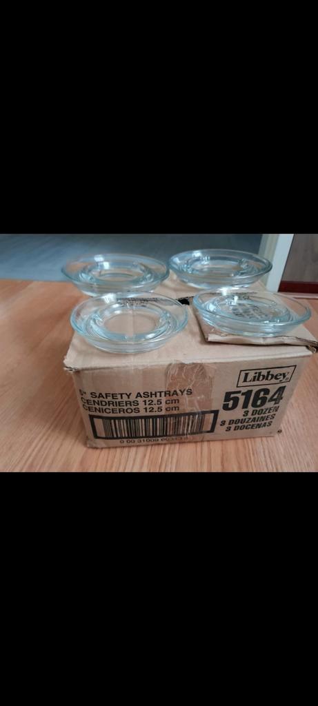 Libbey 5164 Safety Ashtray 36 stuks voor maar €0,50!, Verzamelen, Porselein, Kristal en Bestek, Nieuw, Kop en/of schotel, Ophalen of Verzenden